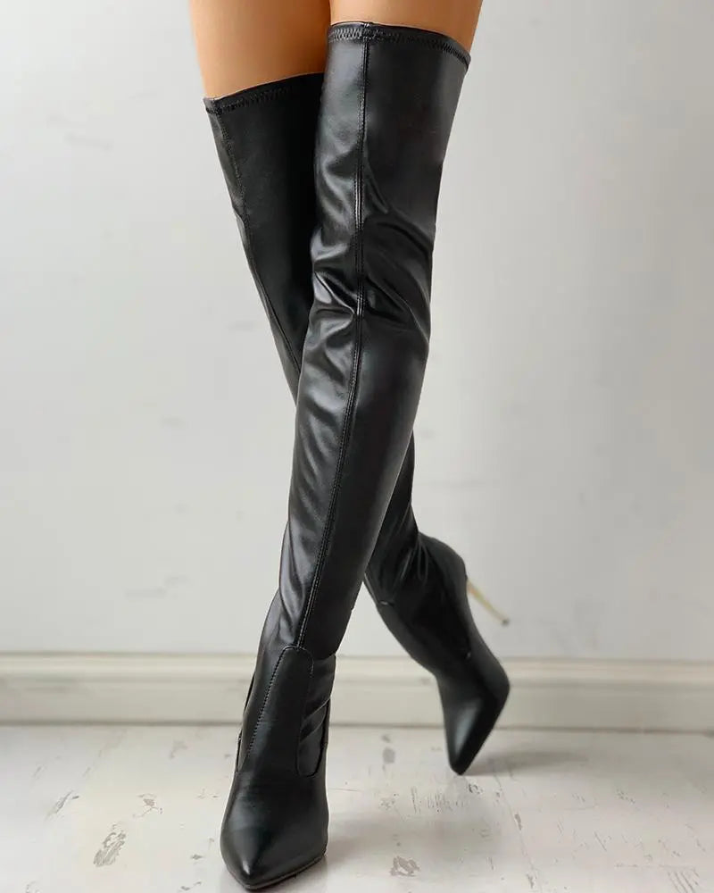 Daniek Overknee Laarzen | Dames Laarzen met Gouden Hak en Ritsdetail