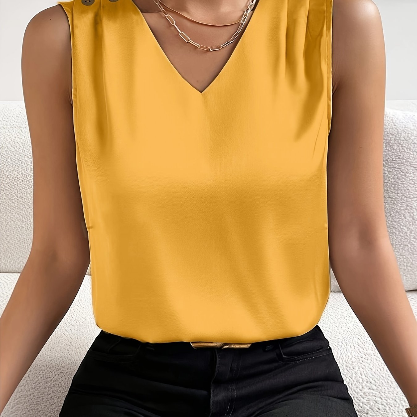 Karin | Dames Tanktop – Effen V-Hals Top met Knoopdetails en Luchtige Pasvorm voor de Zomer