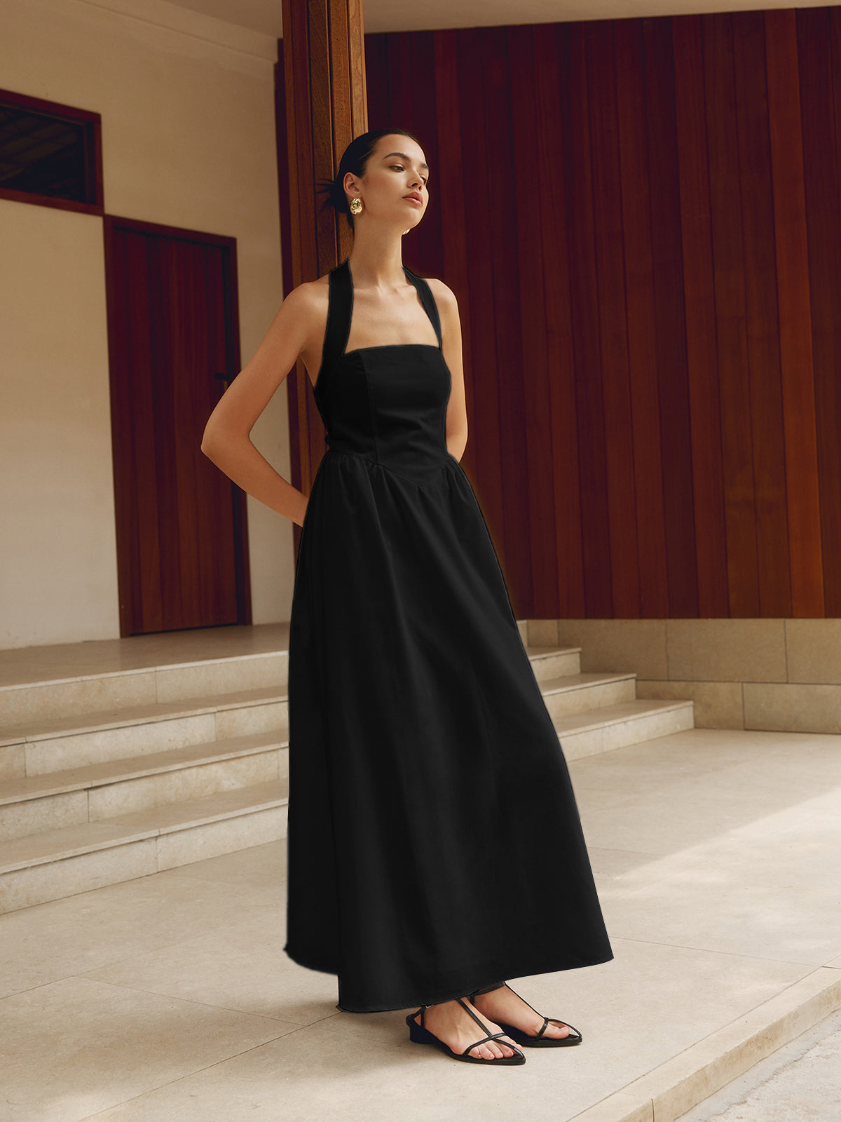 Esther | Dames Maxi Jurk – Halternek – A-lijn Pasvorm – Luchtige Vloeiende Stof – Zomerse Look