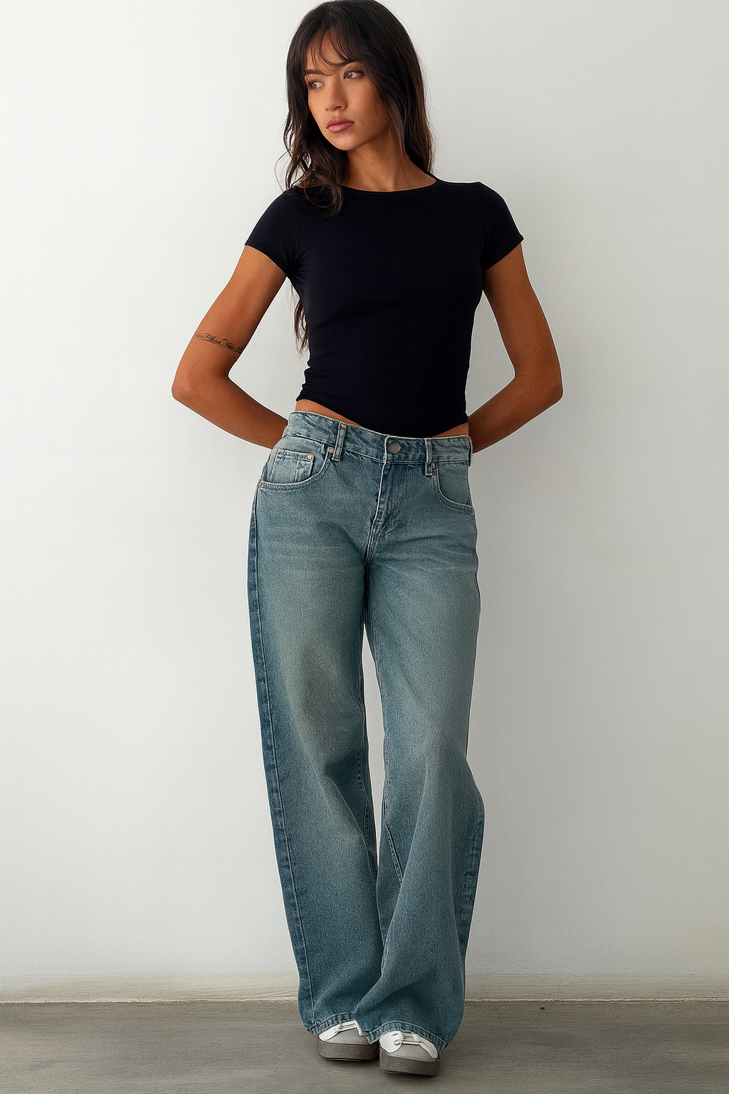 Low Rise Straight-Leg Jeans | Dames jeans met rechte pijp en lage taille in moderne streetstyle