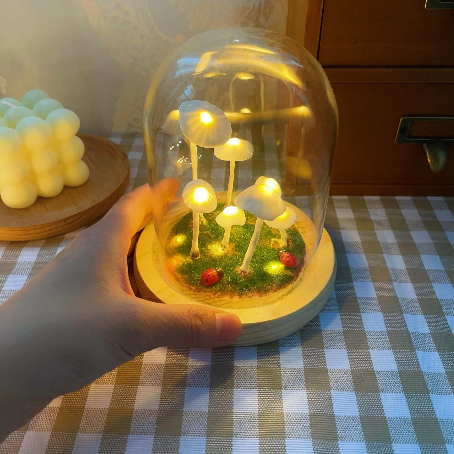 DIY Paddenstoel Lamp – Glas en Hout, Creatieve Verlichting voor Woonkamer of Slaapkamer