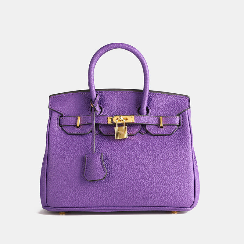 Mea Handtas | Luxe Dames Handtas van Leer met Gouden Hardware en Iconisch Design