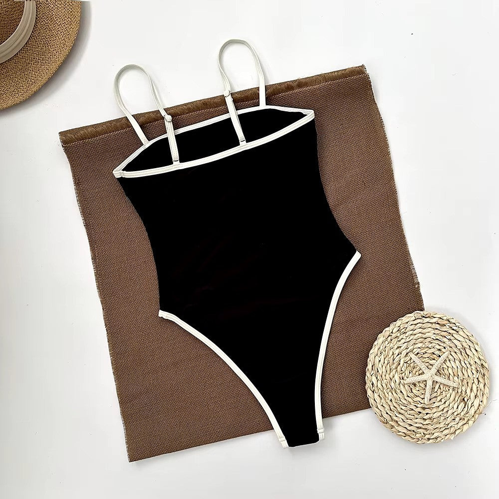 Omara | Dames Bandeau Zwempak – Verstelbare Schouderbandjes – Effen Design – Elegante Pasvorm