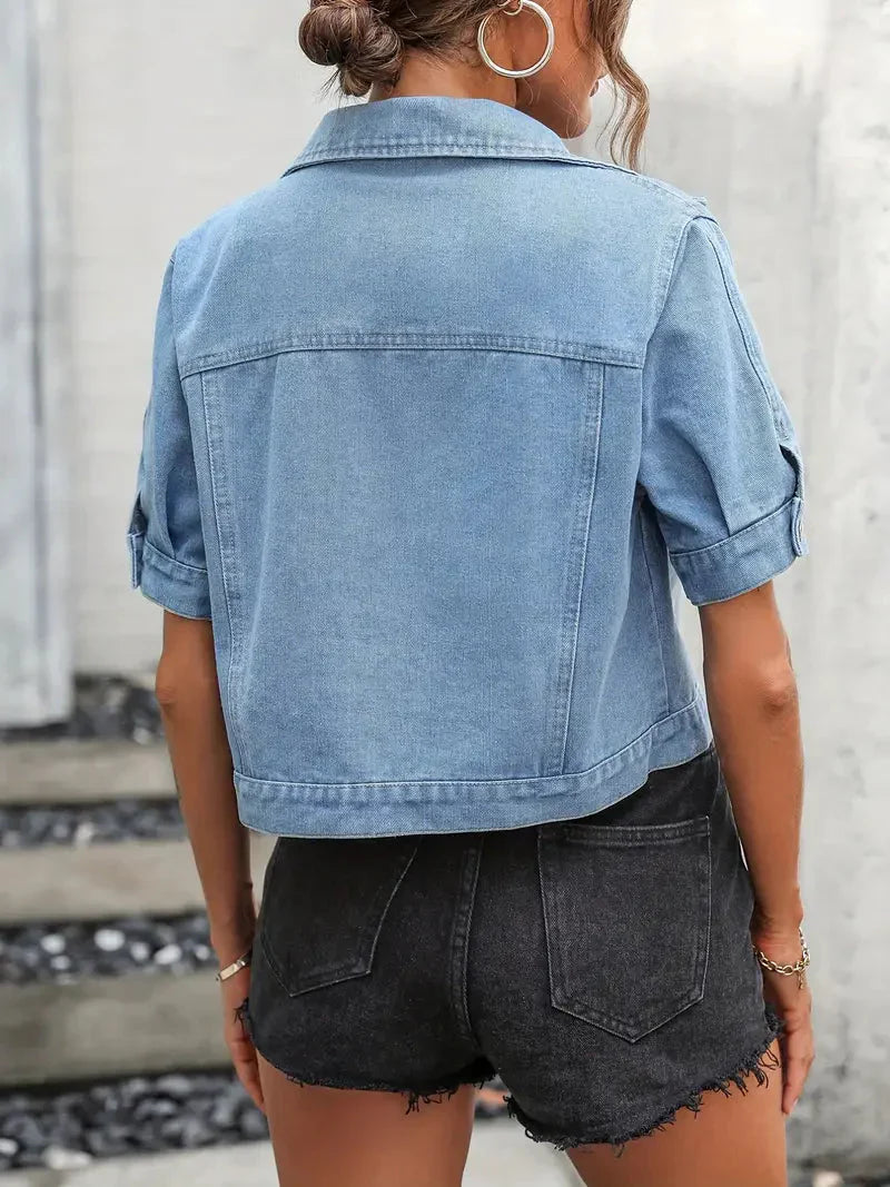Denim Jack met Korte Mouwen | Dames spijkerjack in lichtblauw met aansluitende pasvorm