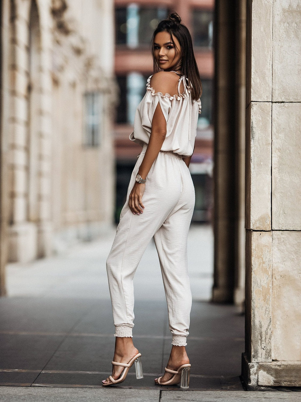 Nelly | Dames Jumpsuit – Open Schouders, Overslag V-Hals, Elastische Taille