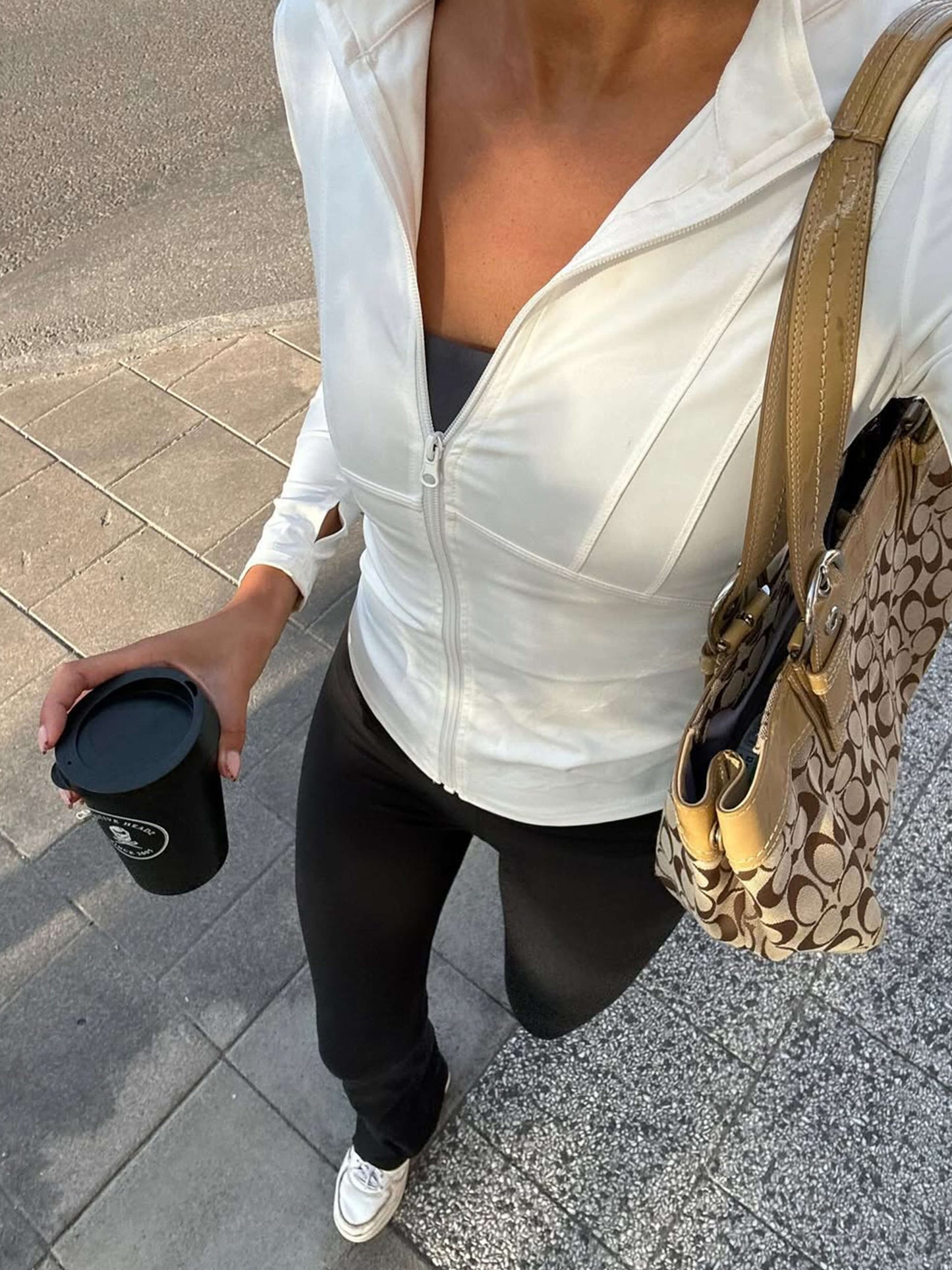 LOIS Fitness Jacket | Dames Sportjas met Sneldrogende Stof en Staande Kraag