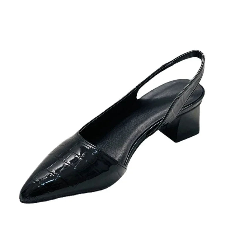 Fiene Slingback Pumps | Dames pumps met puntige neus en blokhak in vintage stijl