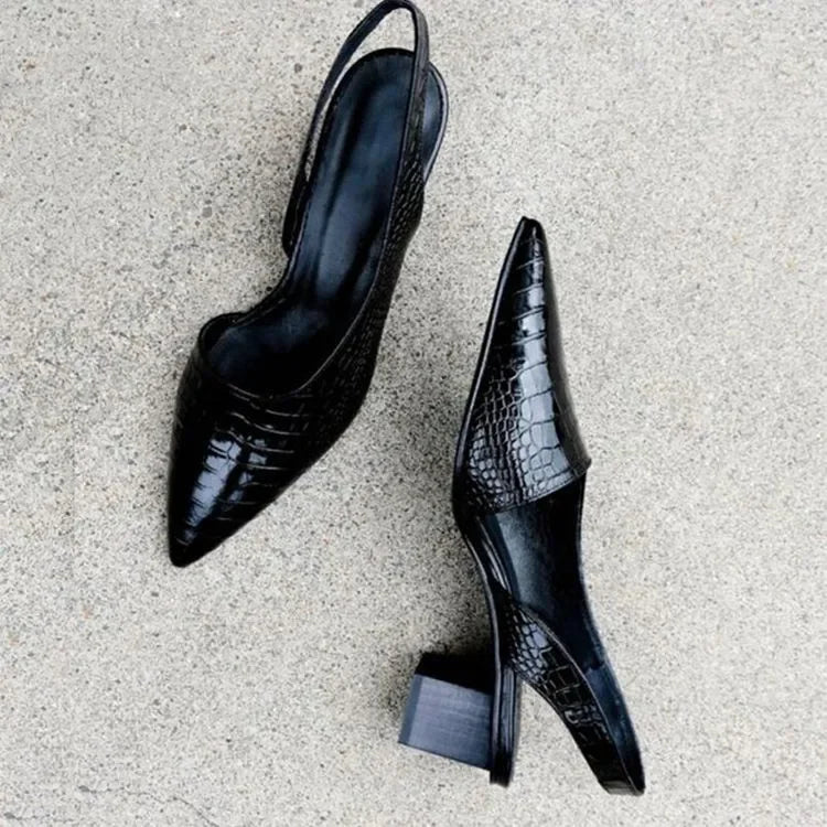 Fiene Slingback Pumps | Dames pumps met puntige neus en blokhak in vintage stijl