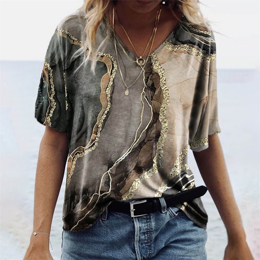 Yolanda | Dames T-shirt met V-hals en Boho Design – Relaxed Fit en Korte Mouwen