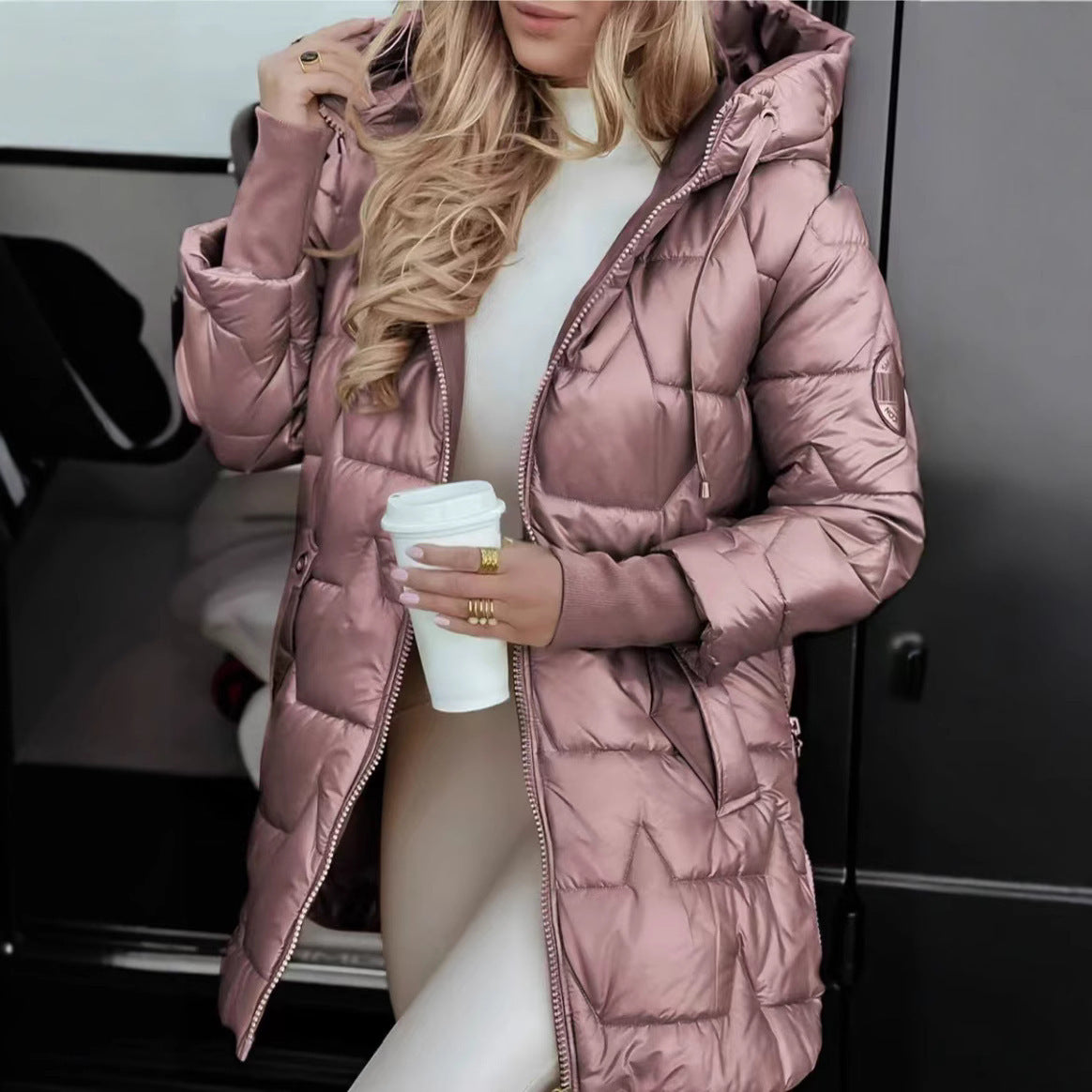 Winterjas met capuchon voor dames | Licht gewatteerde jas met elegante pasvorm – ideaal voor het Nederlandse najaar