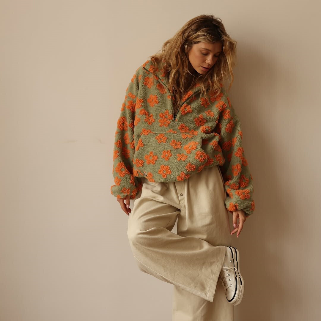 Noor | Dames trui met bloemenprint van zachte sherpa – boho en comfortabel voor de winter