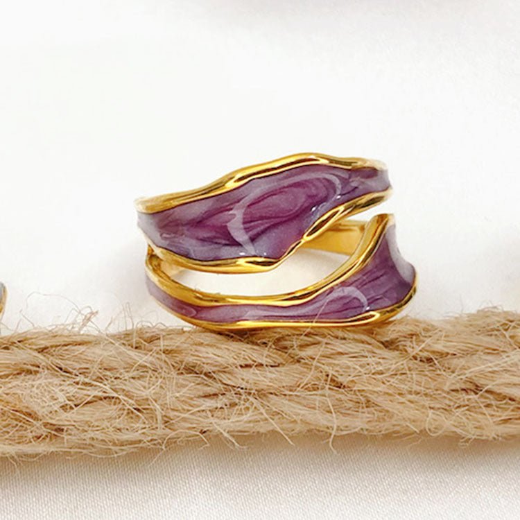 Grace Gouden Ring | Verstelbare damesring met golvend design en emaille afwerking