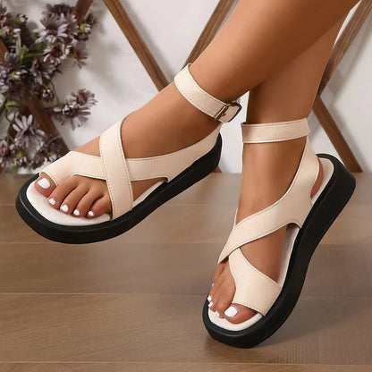 Dames sandalen met kruissluiting en plateauzool