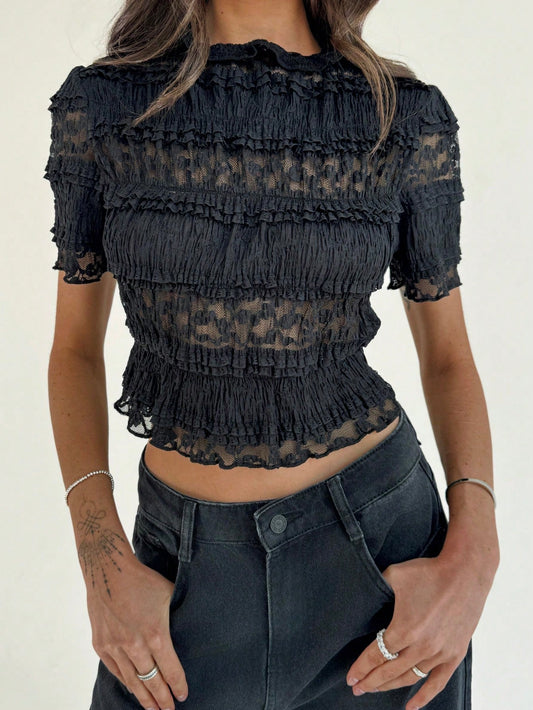 Meike | Luxe Kanten Crop Top – Elegante Vrouwelijke Look met Transparante Details