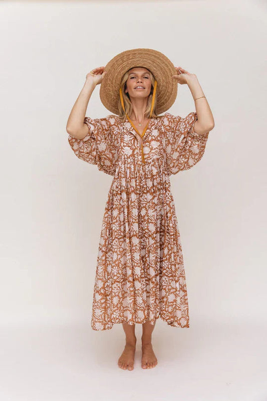 Frieda | Zomerjurk voor Vrouwen in Multicolor – Lichtgewicht en Speelse Pasvorm met Halve Mouwen
