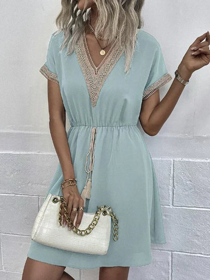 Maelia | Damesjurk – Bohemian Chic met V-Hals en Getailleerde Pasvorm