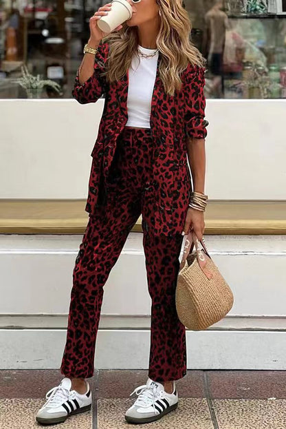 Linda Blazer Set | Dames blazer en broek met luipaardprint in comfortabele casual chic stijl