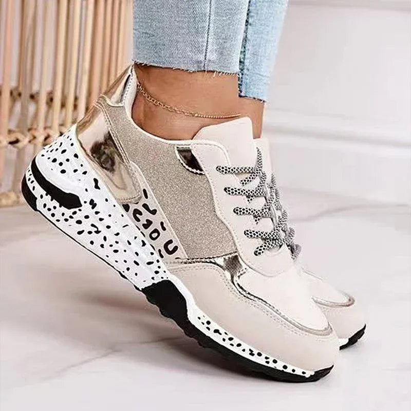 Debora | Dames Sneakers – Lichtgewicht Platform met Ademend Mesh en Trendy T-Strap Design