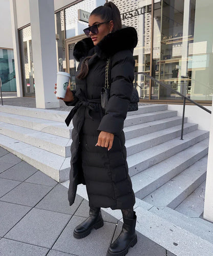 Eleva’s Buff Coat | Dames lange winterjas met capuchon en tijdloze elegantie