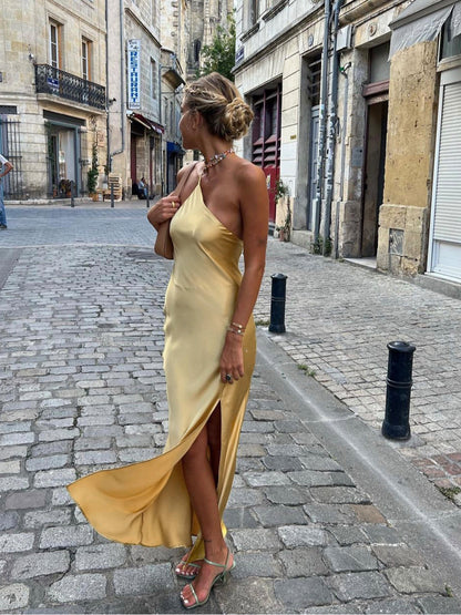 Anne | Zijdezachte One-Shoulder Slip Dress Dames – Midi Jurk met Satijnlook en Splitdetail