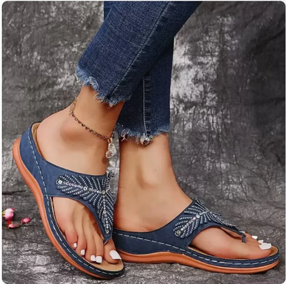 Saphira | Orthopedische Dames Slippers – Met Verstelbare Riem & Schokabsorberende Zool