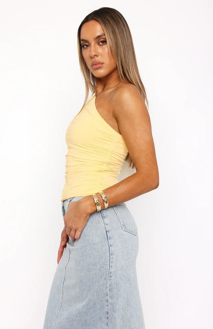 Ophelia | One-Shoulder Damestop met Gedraaid Detail – Top in Elegant en Comfortabel Design