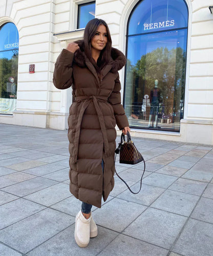 Eleva’s Buff Coat | Dames lange winterjas met capuchon en tijdloze elegantie