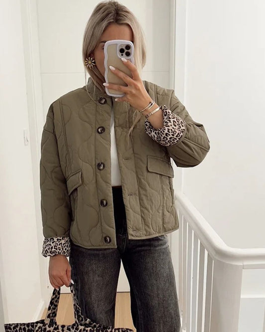 Juna | Dames Jas – Trendy Luipaardprint – Modieuze Pasvorm & Comfort voor Herfst en Winter