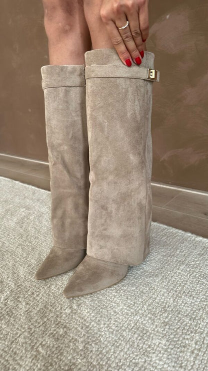 ALANA Kniehoge Laars | Dames Laars met Blokhak, Flap en Elegante Pasvorm