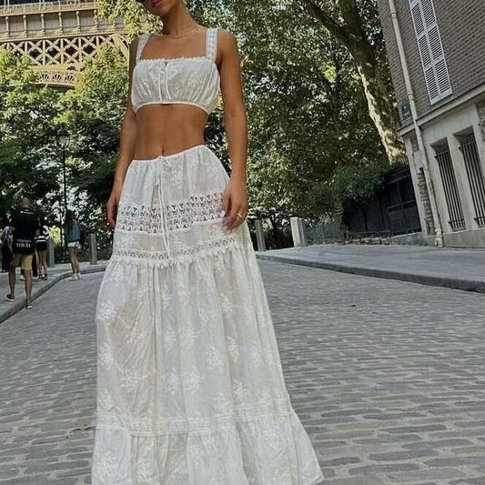 Dalia Two-Piece Set | Dames co-ord set met kanten off-shoulder crop top en gelaagde maxi rok