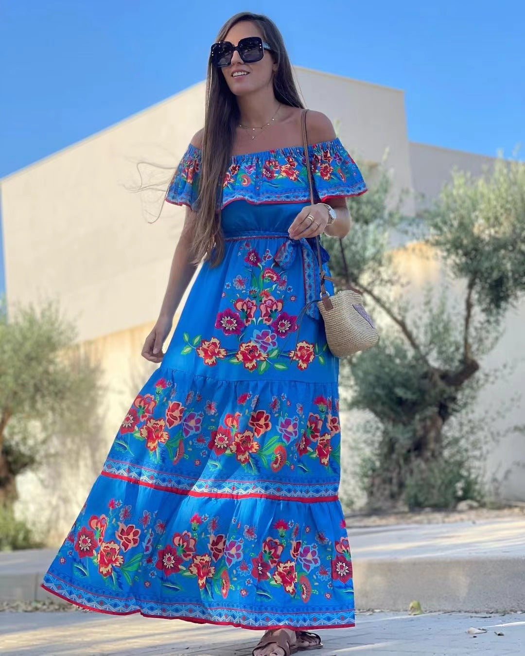 Herma | Dames Maxi Jurk met Off-Shoulder Ruffle & Bloemenprint – Gelaagde Rok & Tailleceintuur voor Zomerse Elegantie