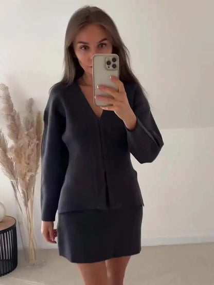 Merle Knit Set | Dames knit co-ord met V-hals en flatterende pasvorm