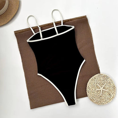 Omara | Dames Bandeau Zwempak – Verstelbare Schouderbandjes – Effen Design – Elegante Pasvorm