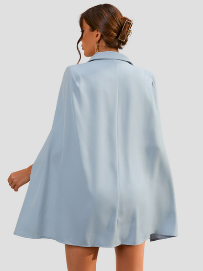 Elettra | Dames Cape Blazer Jurk – Elegante Tailleaccentuatie met Luxe Gouden Knopen