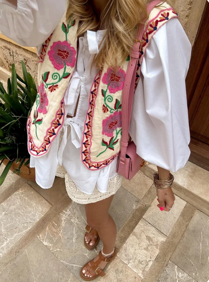 Nerea | Dames Gilet met Bloemenmotief – Luchtig, Romantisch en Veelzijdig voor de Zomer