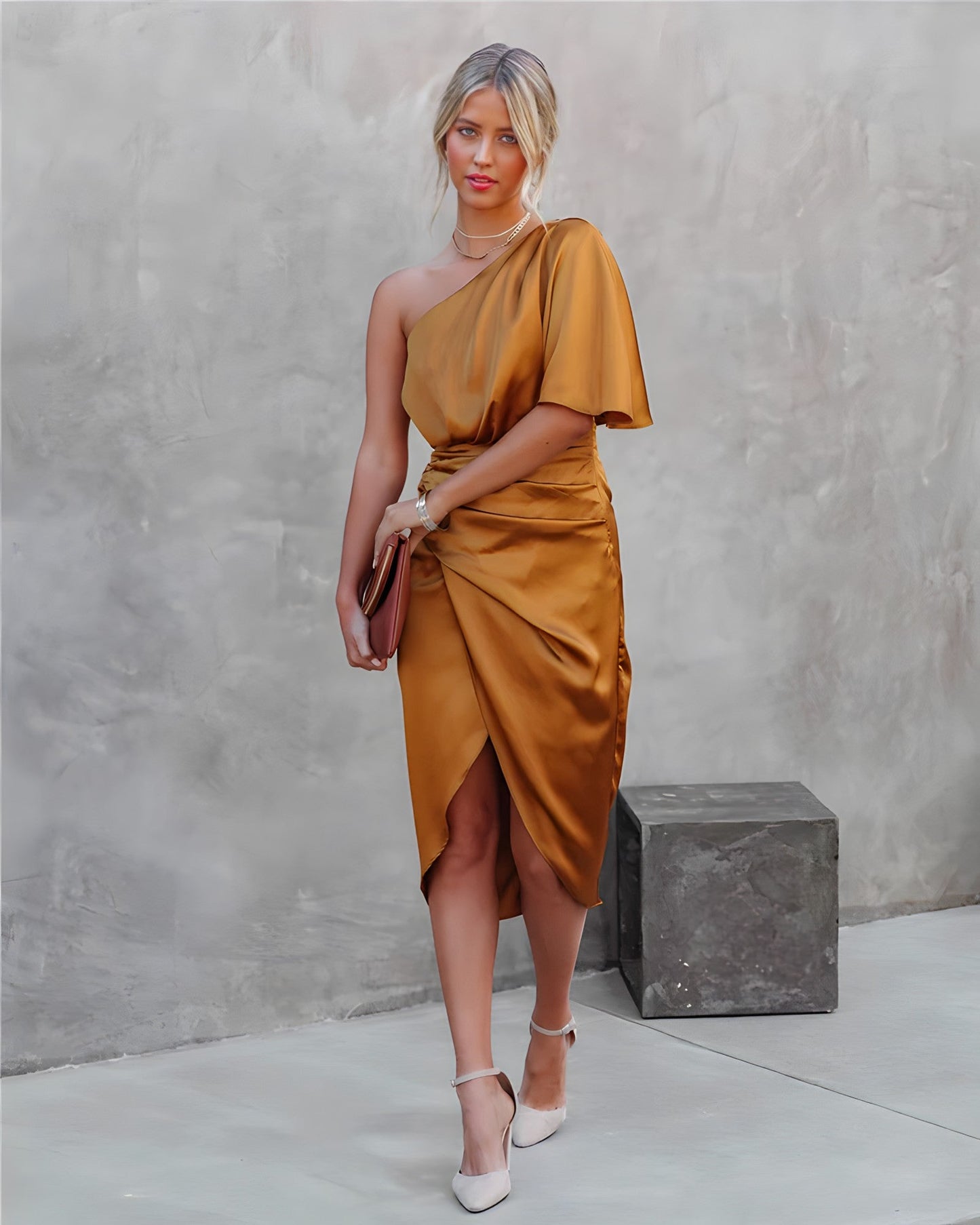 Xaviera | Dames Zijde Feestjurk – Luxe, Vloeiende Pasvorm & Tijdloze Elegantie