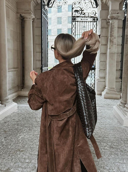 Ivy Trenchcoat | Dames maxi jas van vegan suède met vintage look