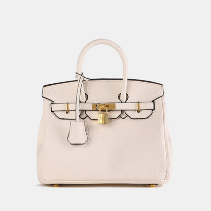 Mea Handtas | Luxe Dames Handtas van Leer met Gouden Hardware en Iconisch Design