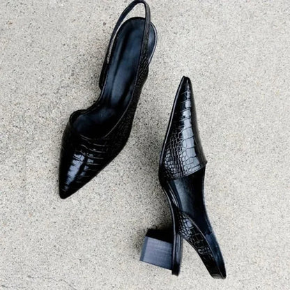 Fiene Slingback Pumps | Dames pumps met puntige neus en blokhak in vintage stijl
