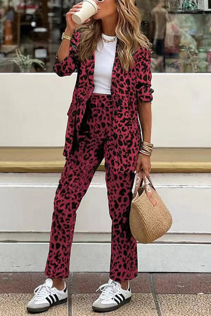 Linda Blazer Set | Dames blazer en broek met luipaardprint in comfortabele casual chic stijl