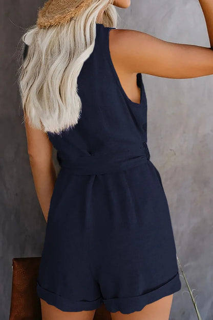 Naya | dames korte jumpsuit met V-hals, zakken en strikceintuur – elegantie en comfort in één