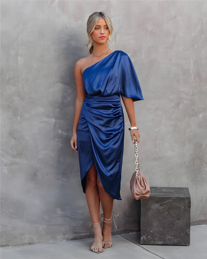 Fay Zijden Feestjurk | Damesjurk met Tijdloze Elegantie en Luxe Comfort | One shoulder