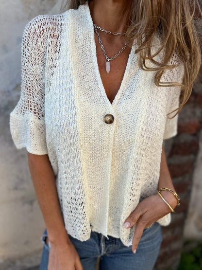 Zarah | Gebreide Top voor Dames – Elegante V-hals met Knoopdetail in Lichtgewicht Design