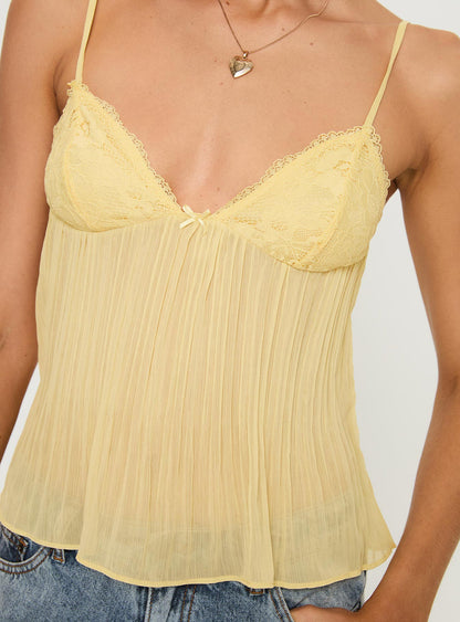 Yaelle | Dames Top – Elegante Top met Plooistructuur en Kantdetails voor Zomerse Vrouwelijke Look