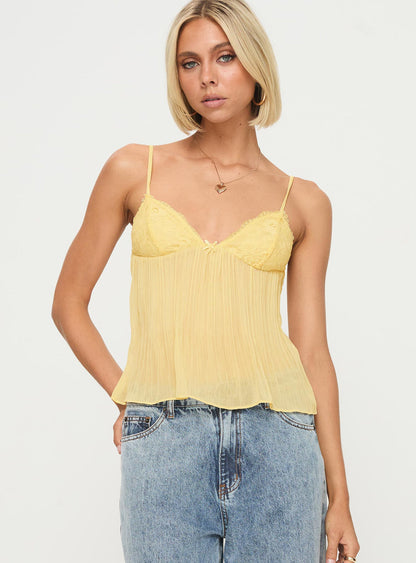Yaelle | Dames Top – Elegante Top met Plooistructuur en Kantdetails voor Zomerse Vrouwelijke Look
